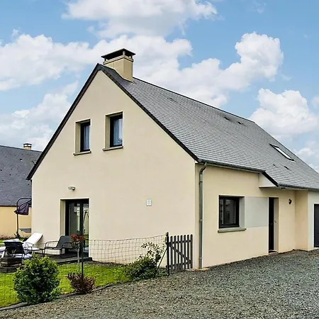 Nyaraló 4 Bedroom Cozy In Gouville-sur-Mer