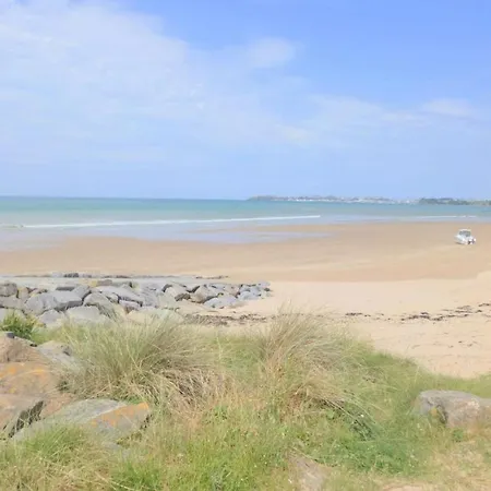 4 Bedroom Cozy In * Gouville-sur-Mer