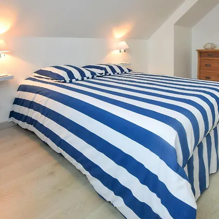 4 Bedroom Cozy In *
